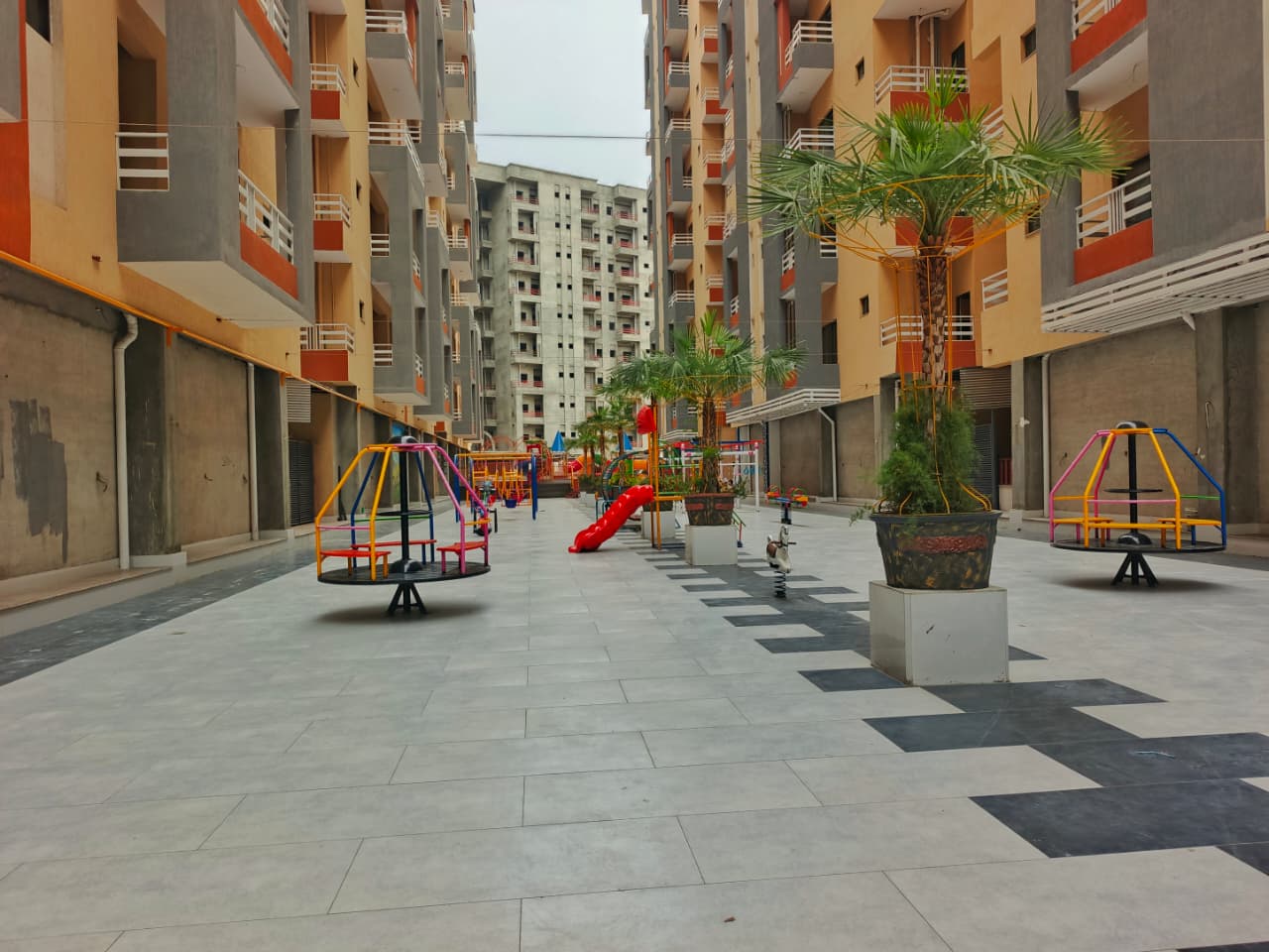 Family recreation court within Deans City